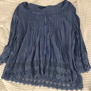 American Eagle Outfitters Blue Pleated 3/4 Sleeve Blouse